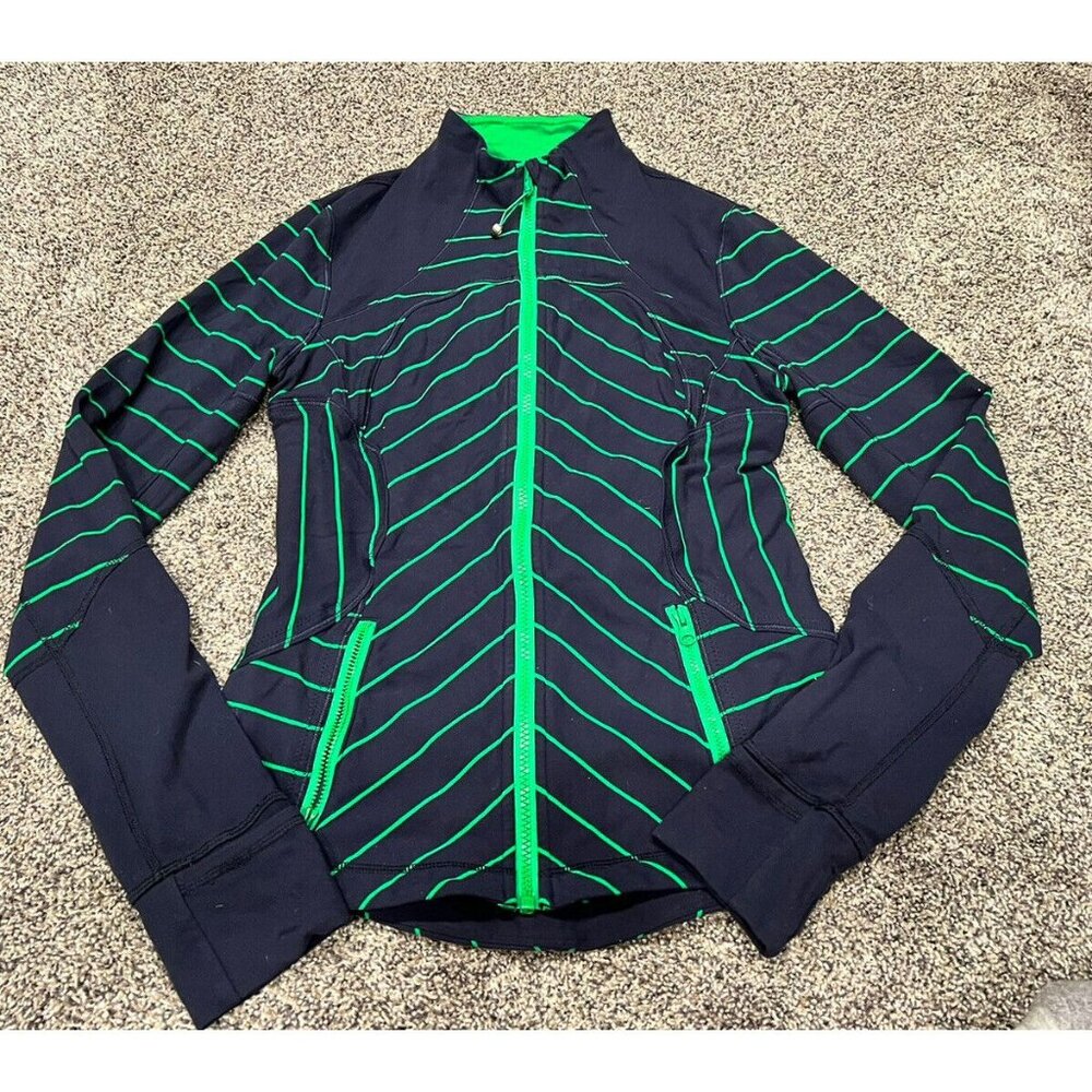 Lululemon Forme Jacket *Cuffins Slalom Stripe Inkwell Size 4 EUC - Picture 2 of 4